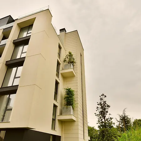 Apartamento Sea Flats With Parking And Pool In Azur Saints Constantine and Helena
