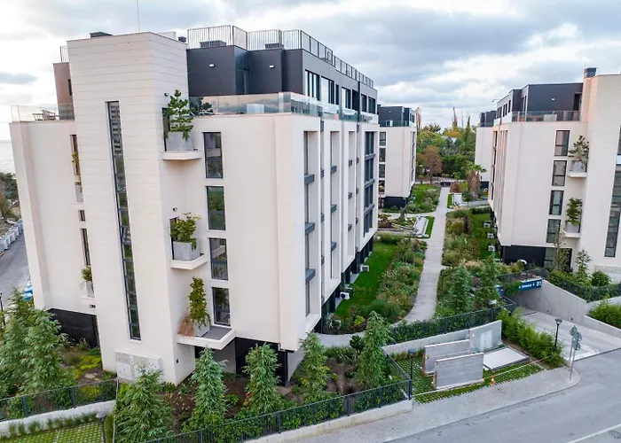 Sea Flats With Pool In Azur
