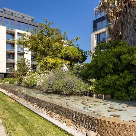 Sea Flats With Pool In Azur