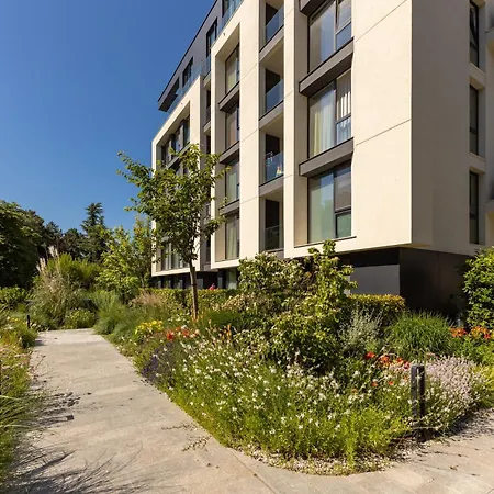 Sea Flats With Pool In Azur Appartamento